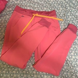 Figs scrub set barely used !!